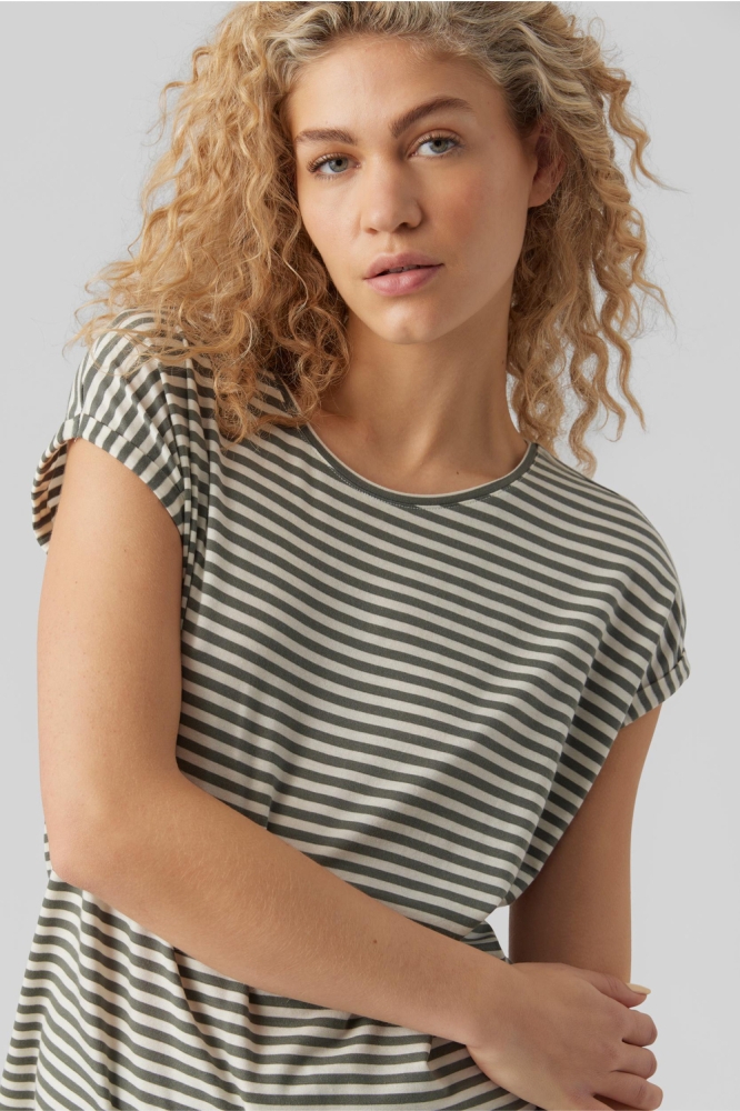 VMAVA PLAIN SS TOP STRIPE GA JRS N 10284469 Laurel wreath
